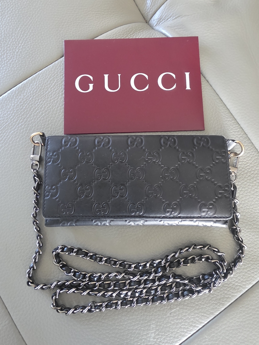 GUCCI Black GG Embossed Leather  Wallet With Unbranded Insert crossbody Strap